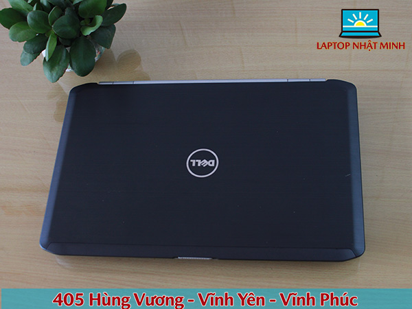 Dell Latitude E5550 với lớp vỏ nhôm-magie cứng cáp, sang trọng